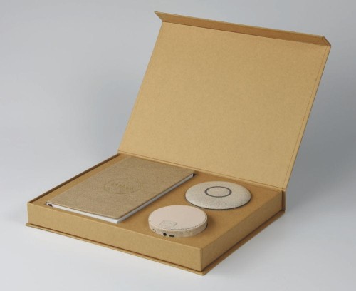 Zestaw z kalendarzem, ładowarką indukcyjną i głośnikiem bluetooth Eco Set 1