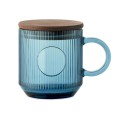 Żebrowany szklany kubek z akacjową pokrywką Vitrio Mug