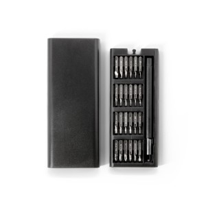 Zestaw śrubokrętów z różnymi magnetycznymi końcówkami ze stali węglowej Atom