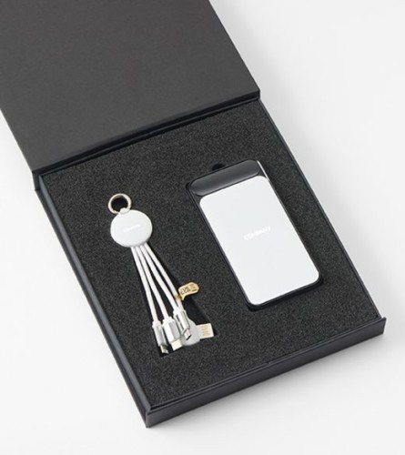 Powerbank i kabel do ładowania w zestawie Power SET