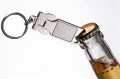 Brelok z otwieraczem do butelek i z żetonem