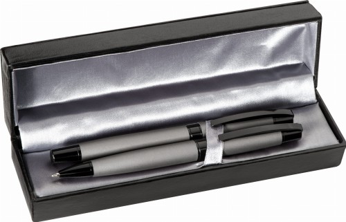 Zestaw piśmienny w eleganckim etui