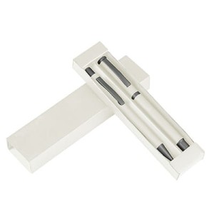 Zestaw piśmienniczy z gumowanym wykończeniem w etui