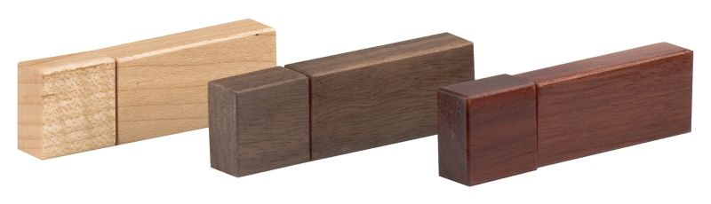 Pendrive drewniany